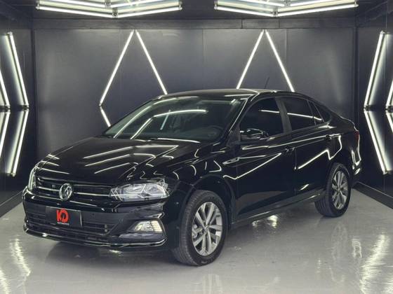 VOLKSWAGEN VIRTUS 1.0 200 TSI HIGHLINE AUTOMÁTICO
